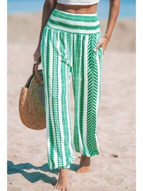 NWT Cupshe Green Geo Smocked Waist Tapered Leg Pants - Size: Small